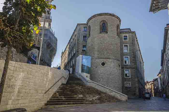 Álava - Vitoria-Gasteiz 48 - casco antiguo.jpg